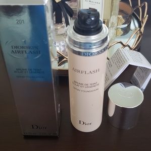 Dior Airflash foundation (air spray foundation)
